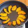 【かぼちゃと豚こま肉のスタミナ炒め】焼肉のたれで！男子も喜ぶの工程2