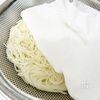 長芋と黒オリーブの塩そうめんの工程3