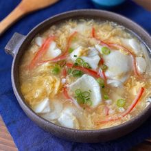 崩し豆腐のとろみカニ玉スープ