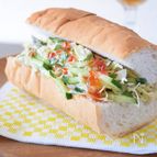 自家製パクチーのアジアンサラダサンド