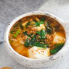 【豚肉ともやしと豆腐のキムチスープ】旨辛、あったまる