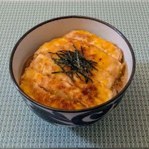 𝔂𝓾𝓶𝓲🍓の作ってみた!投稿(はんぺんカツ丼　揚げない焼カツ)