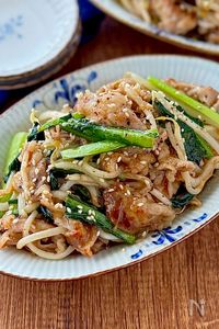 豚こま肉と小松菜のにんにく醤油炒め