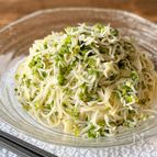 さっぱりツルっと。しらすのねぎだく塩レモンそうめん