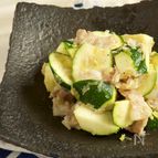 ズッキーニと豚バラのネギ塩炒め