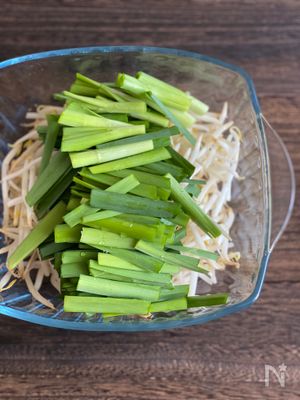 レンジで簡単 もやしとニラのうま塩ナムル By ちおり レシピサイト Nadia ナディア プロの料理家のおいしいレシピ レンジで簡単 もやしとニラのうま塩ナムル By ちおり レシピサイト Nadia ナディア プロの料理家のおいしいレシピ