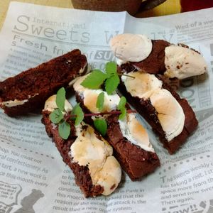 チョロリスの作ってみた!投稿(カリっと美味しい！マシュマロチョコビスコッティ―)
