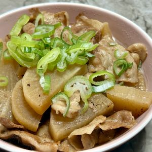 968467の作ってみた!投稿(『豚バラ大根』フライパンで10分♪味がしみしみ♡)