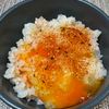 楽ラク手抜キッチン🐶🐾の作ってみた!投稿(喉越しの良さを味わう😋江戸っ子の粋な卵かけご飯の食べ方🍚)