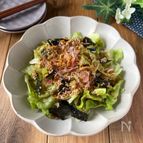 居酒屋超えのタレが自慢！ちぎりレタスとじゃこの旨だれサラダ