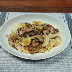 とまと・りこぴんの作ってみた!投稿(【豚こまと長芋のオイポン炒め】さっぱりご飯も進む味♪)