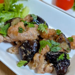 まゆのの作ってみた!投稿(豚ナス味噌しょうが焼き【豚こま節約♪濃い味噌がたまらない！】)