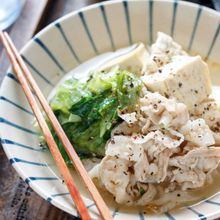 豚バラレタスの塩だれ肉豆腐【#簡単 #スピード #包丁不要】