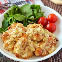 揚げないからお手軽♪鶏むね肉の長ネギ味噌マヨソース