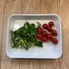 ご飯にピッタリ！彩り◎【ピーマンとミニトマトの中華そぼろ】の工程1