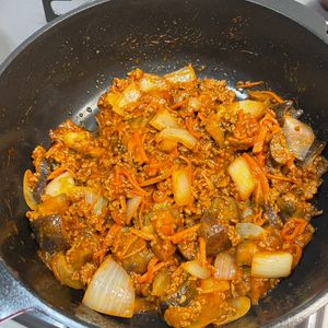 1169387の作ってみた!投稿(【茄子とピーマンのひき肉カレー炒め】スパイシーでコク旨♡)
