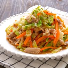 豚こまと春キャベツとにんじんの旨味噌マヨ炒め