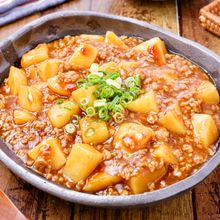 【ほくほくじゃが麻婆】辛うま♡食材ふたつで簡単節約おかず♪