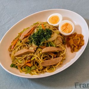 𝔂𝓾𝓶𝓲🍓の作ってみた!投稿(【カレー焼きそば】ピリッとスパイシー焼きそば)