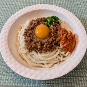 𝔂𝓾𝓶𝓲🍓の作ってみた!投稿(レンジで簡単♩ジャージャー麺風肉味噌うどん)