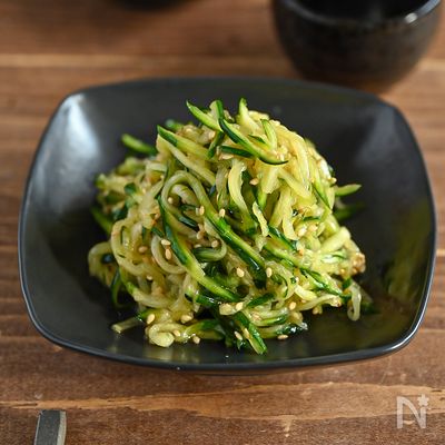 加熱調理なし！和えるだけで完成！ズッキーニのめんつゆナムル