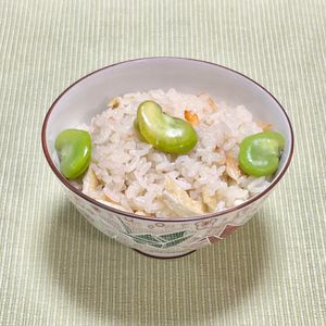 キャピタンの作ってみた!投稿(春の香り♪そら豆と桜えびの炊き込みごはん)