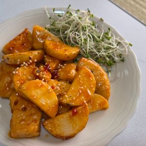 1627603の作ってみた!投稿(ほくシャキ旨♡『長芋とささみの甘辛ヤンニョム』ご飯進む！)