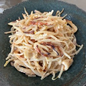 蘭丸の作ってみた!投稿(もやしとちくわのゴマポンマヨ和え🤤激安グルメありがとう🤩)
