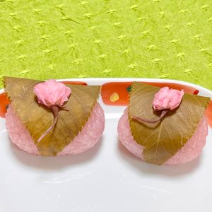 キャピタンの作ってみた!投稿(【レンジで5分・余熱7分】失敗しない関西風の道明寺の桜餅)