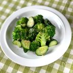 ブロッコリーときゅうりの即席ナムル
