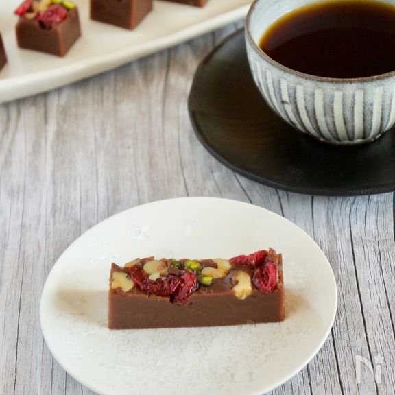 洋と和の味わい!チョコの水羊羹