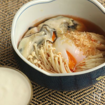 かきとえのきのピリ辛お浸し　温玉添え