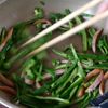 【脱マンネリの副菜】ウインナーとピーマンのカレー炒めの工程2