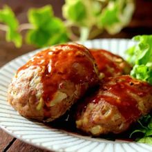 え？サツマイモ入り？naハンバーグ♪