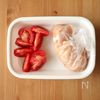 ワンパン10分!【鶏むね肉とトマトのとろたま中華炒め】の工程1