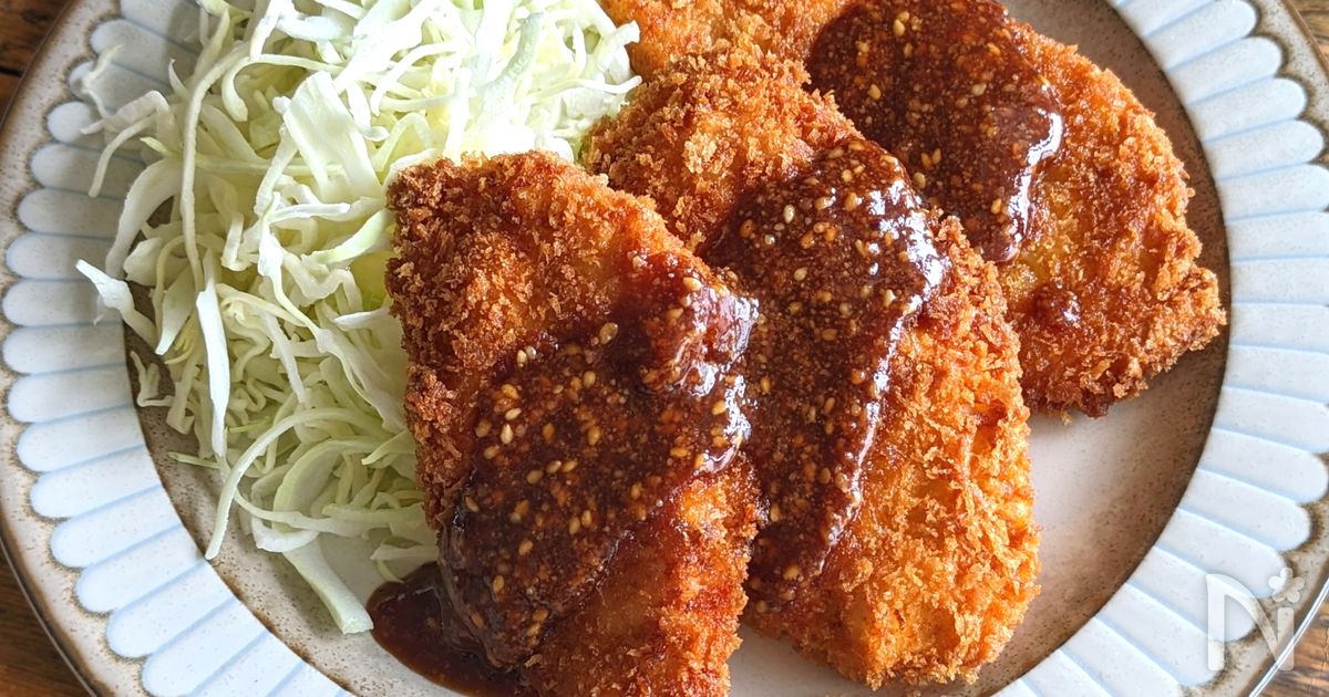 【サクッと柔らかい♡定番のチキンカツ】ソースも美味しい！