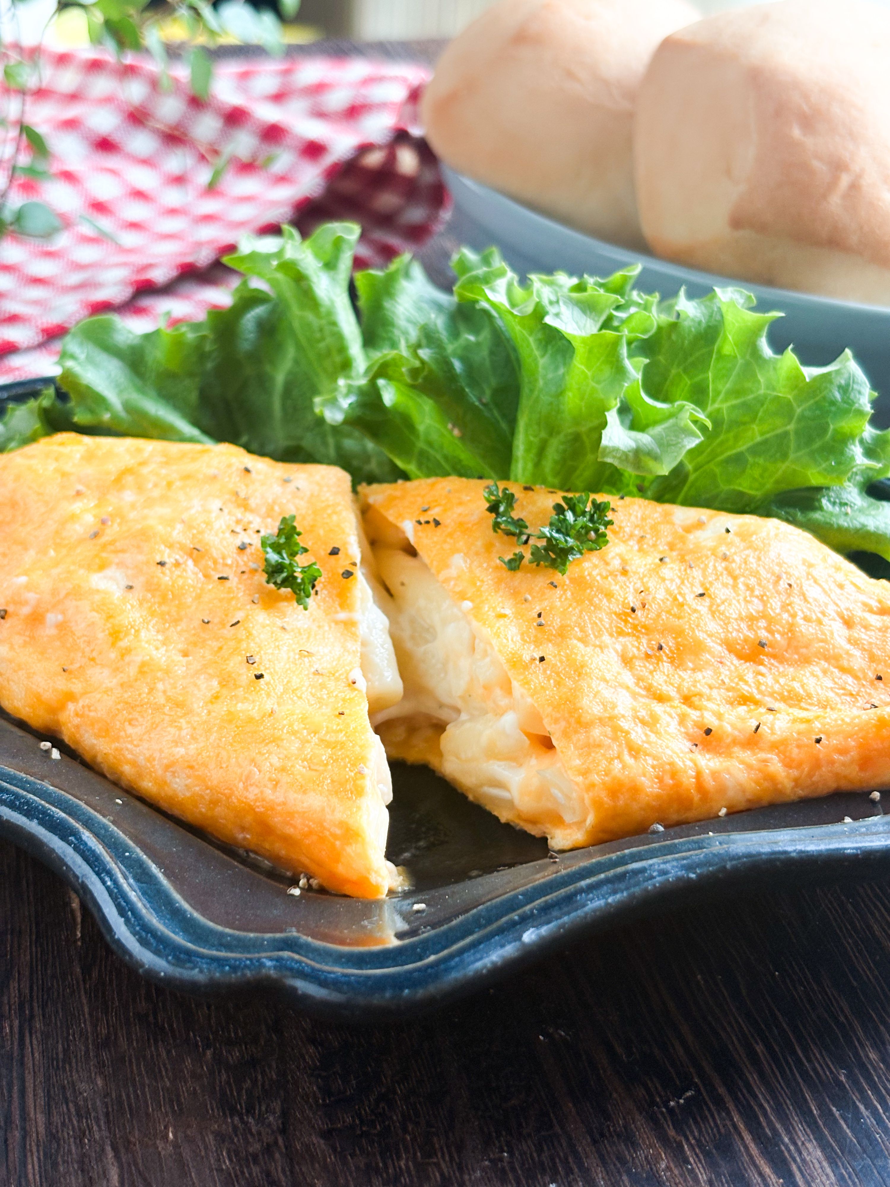 5分で簡単♪チーズマカロニの簡単オムレツ♡ | レシピサイトNadia