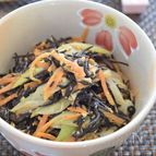 ひじきとにんじんのゴマ味噌マヨネーズ