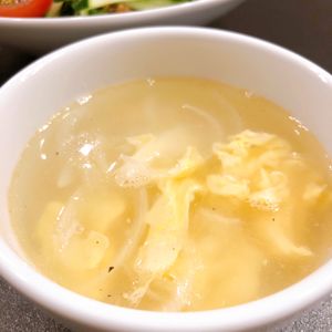 1032950の作ってみた!投稿(【玉ねぎと卵の中華スープ】炒めた玉ねぎがおいしい！)