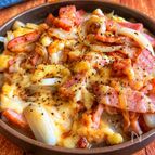 背徳系🔥【ベーコン玉ねぎチーズのにんにく醤油炒め】