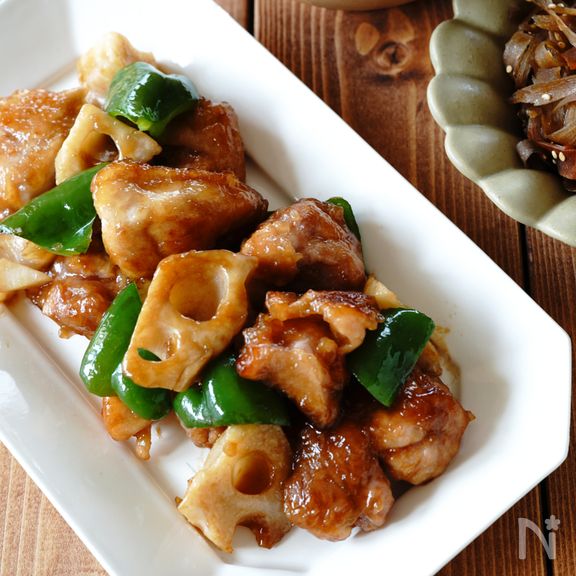 定番やみつきおかず・鶏肉とれんこんとピーマンのオイスター炒め