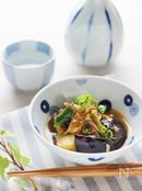 ナスの揚げ浸し、食べるラー油入り