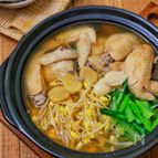 ＊ほろほろ手羽先と豆もやしと小松菜のスタミナ鍋＊