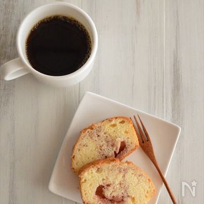 バター不要！ホットケーキミックスで♪ジャムのマーブルケーキ