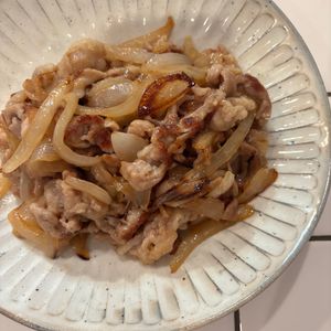 mi-koの作ってみた!投稿(行列の定食屋さんの🤩豚バラとろとろ蜂蜜レモンバター照り焼き)