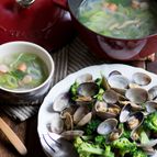 ２品調理・あさりと野菜の酒蒸しとスープ【STAUBレシピ】