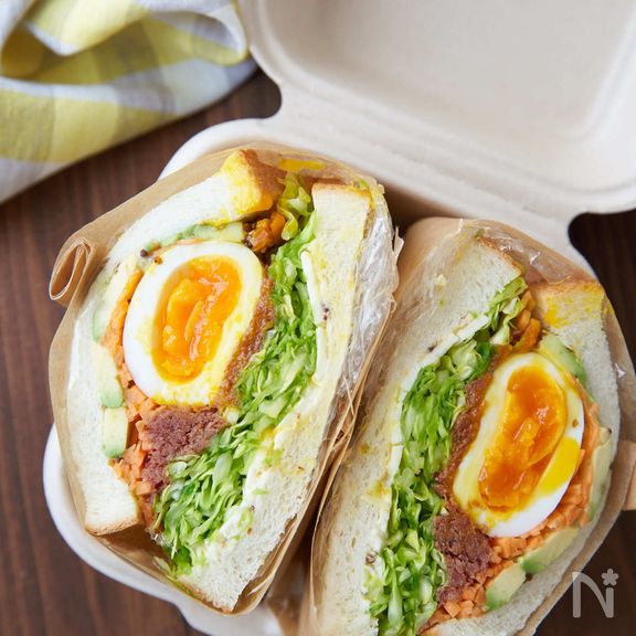 【春キャベツ消費】春キャベツとコンビーフのわんぱくサンド