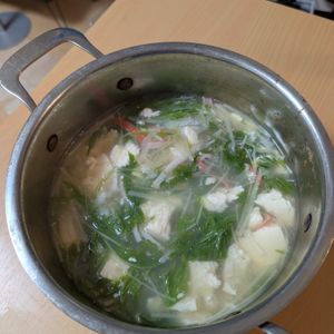 NYの作ってみた!投稿(10分以内で完成🙌〈豆腐と水菜のスープ〉ほっこり優しい✨)