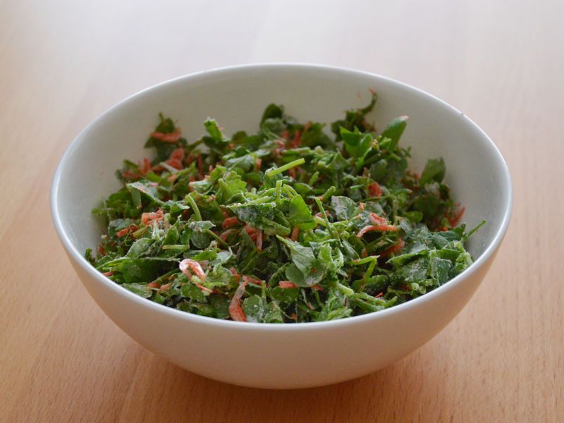 豆苗と桜エビのかき揚げ 伸びすぎた豆苗でも 節約おかず レシピサイトnadia