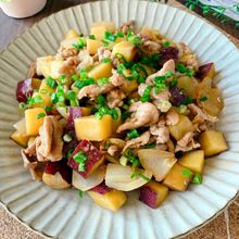 ボリュームおかず♡さつまいもと豚肉の甘酢炒め